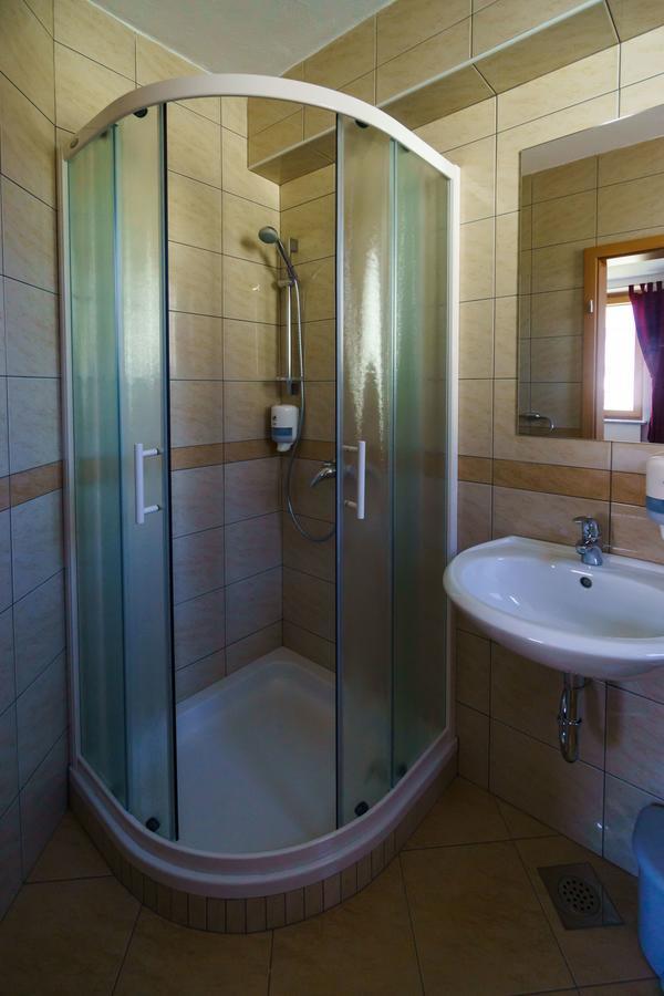 Bed & Breakfast Karun Cerklje na Gorenjskem Buitenkant foto